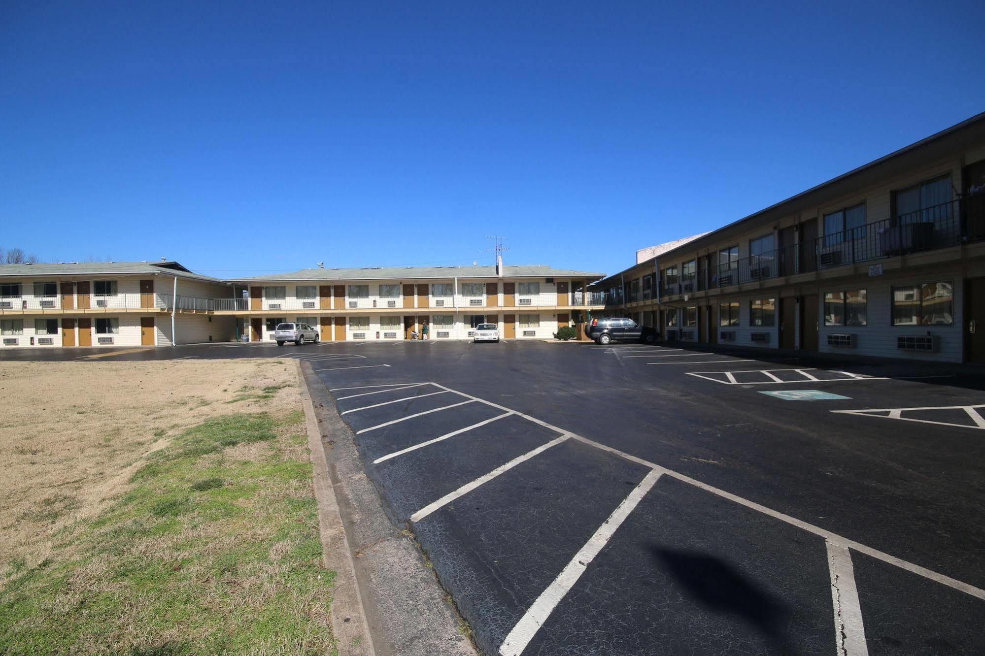 Royal Inn And Suites Charlotte Airport Exterior foto